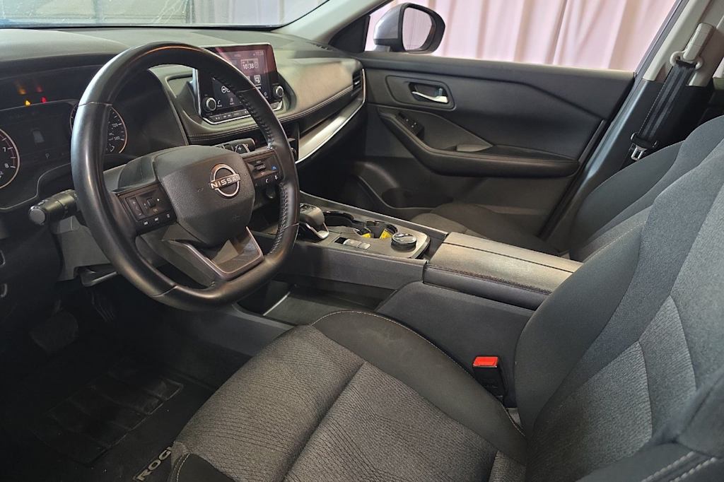 Thumbnail: 2025 Nissan Rogue - 9