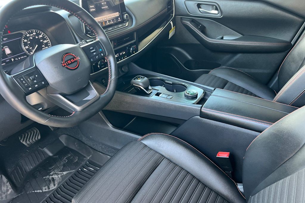 Thumbnail: 2026 Nissan Rogue - 9