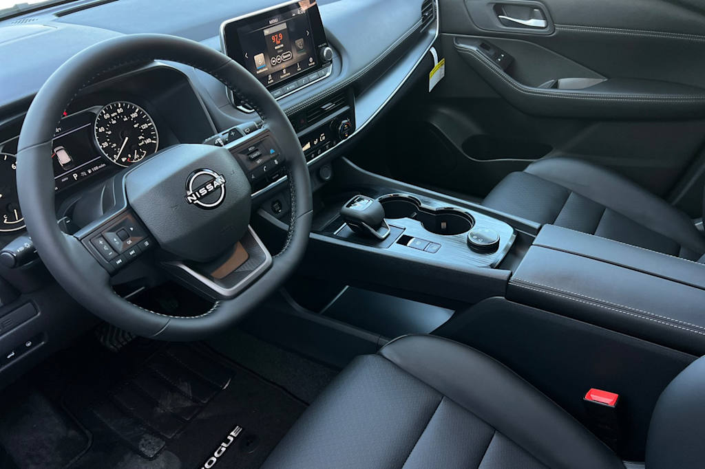 Thumbnail: 2026 Nissan Rogue - 9