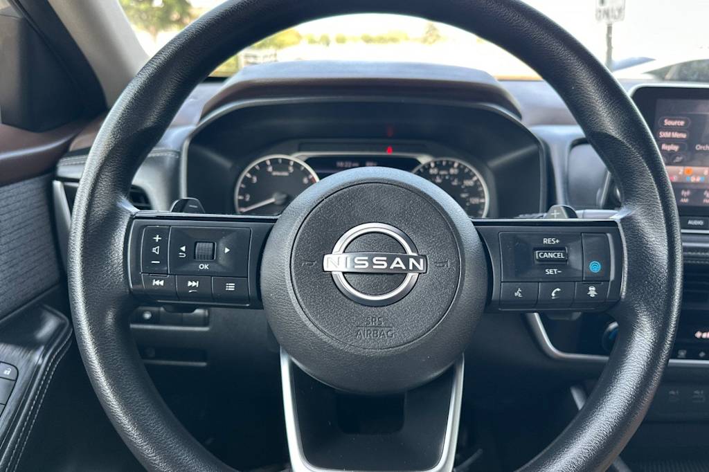 Thumbnail: 2023 Nissan Rogue - 12