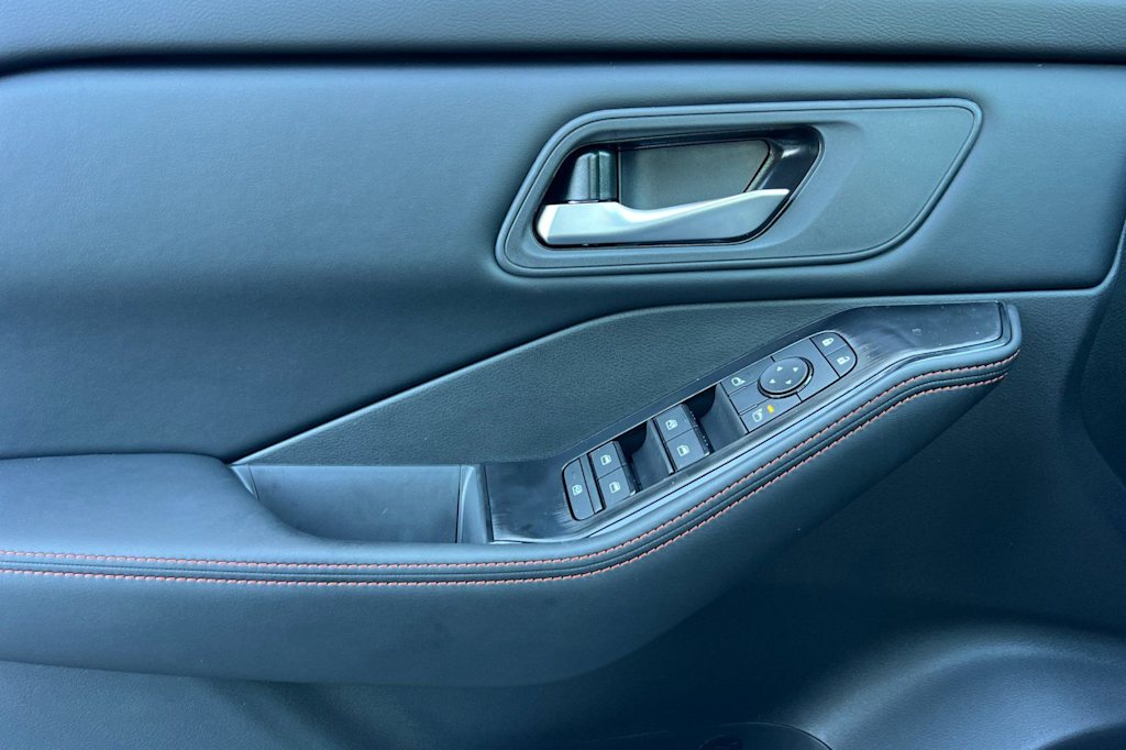 Thumbnail: 2026 Nissan Rogue - 22