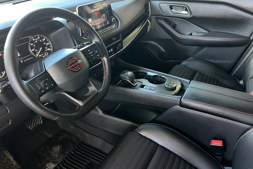 Thumbnail: 2026 Nissan Rogue - 9