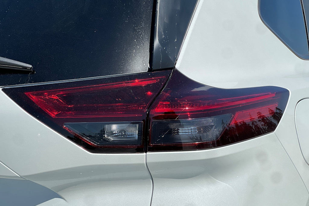 Thumbnail: 2026 Nissan Rogue - 32