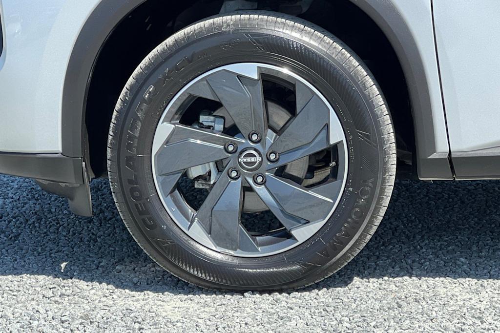 Thumbnail: 2024 Nissan Rogue - 8