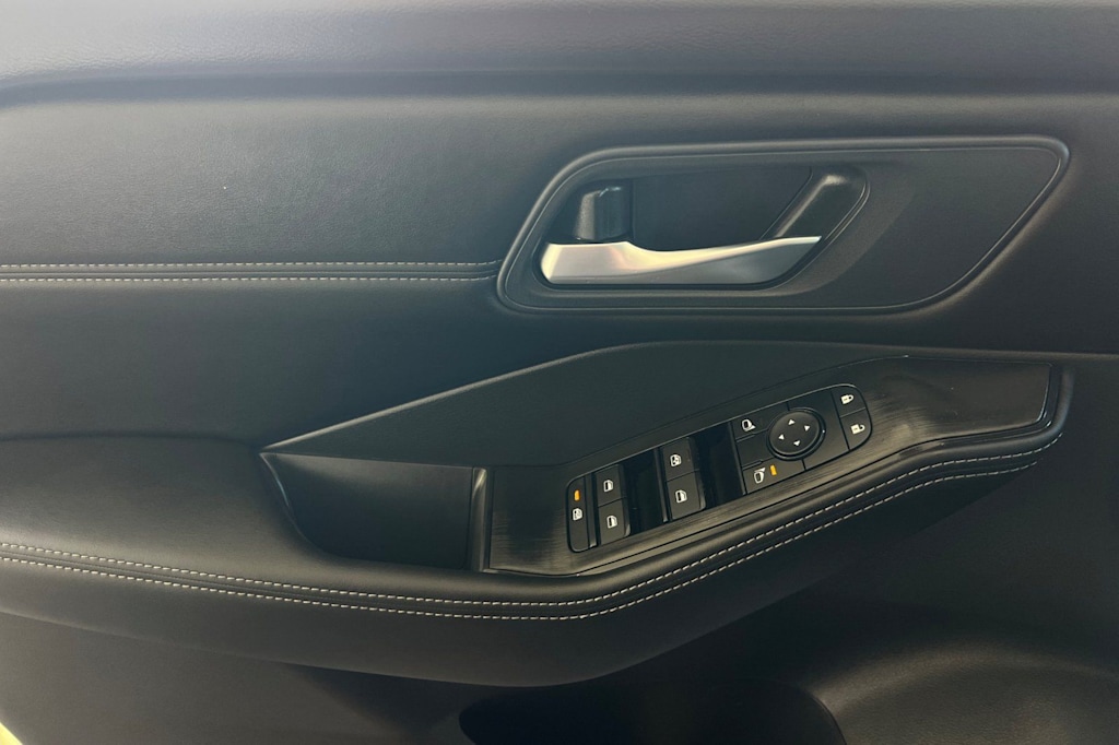Thumbnail: 2026 Nissan Rogue - 21