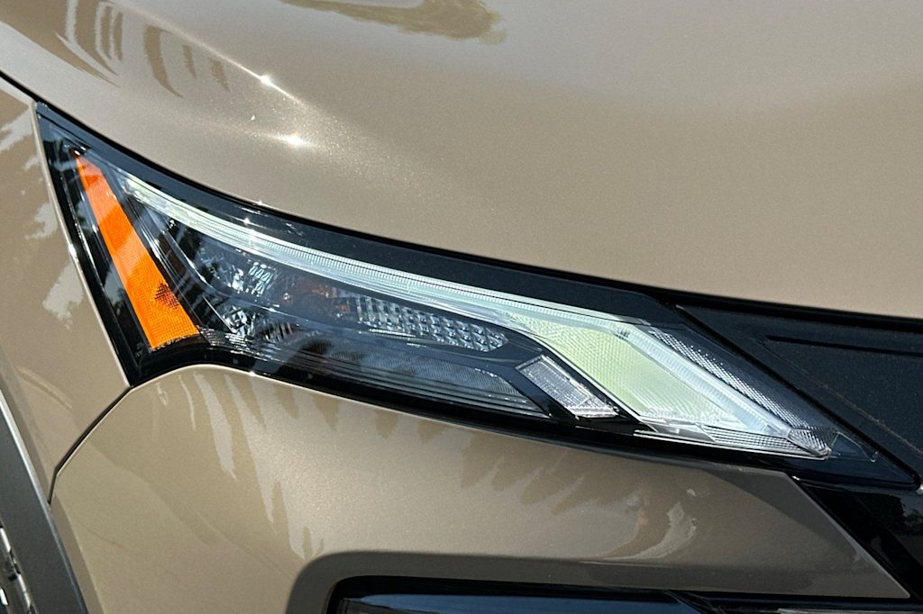 Thumbnail: 2026 Nissan Rogue - 32