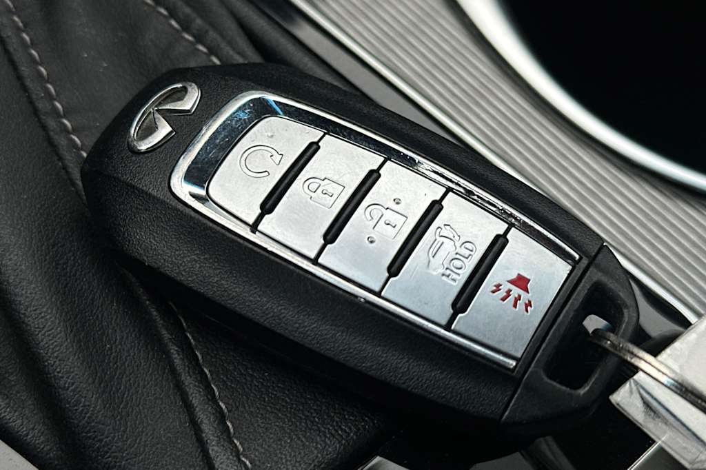 Thumbnail: 2020 INFINITI QX60 - 8