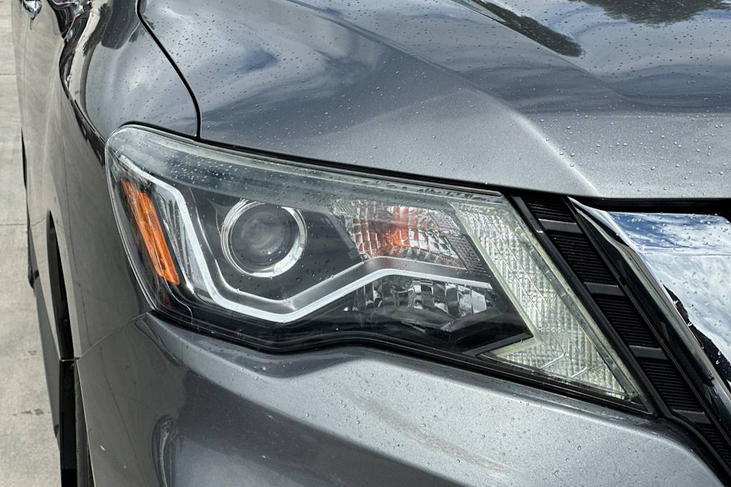 Thumbnail: 2020 Nissan Pathfinder - 34