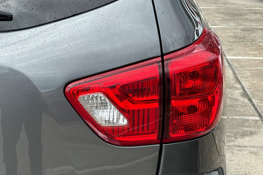 Thumbnail: 2020 Nissan Pathfinder - 35