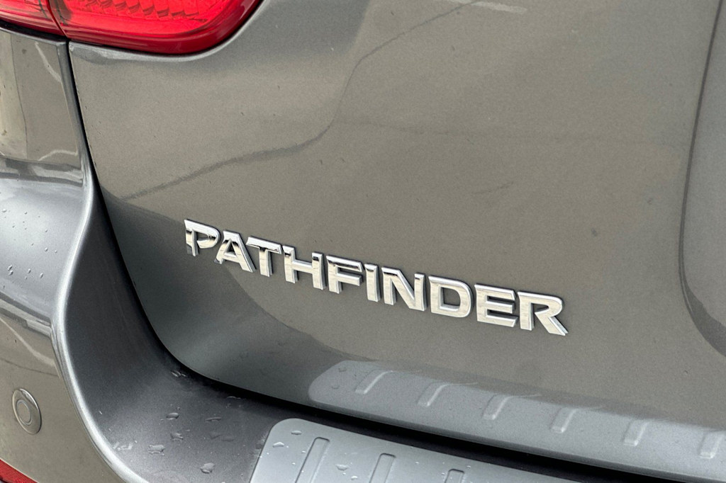 Thumbnail: 2020 Nissan Pathfinder - 7