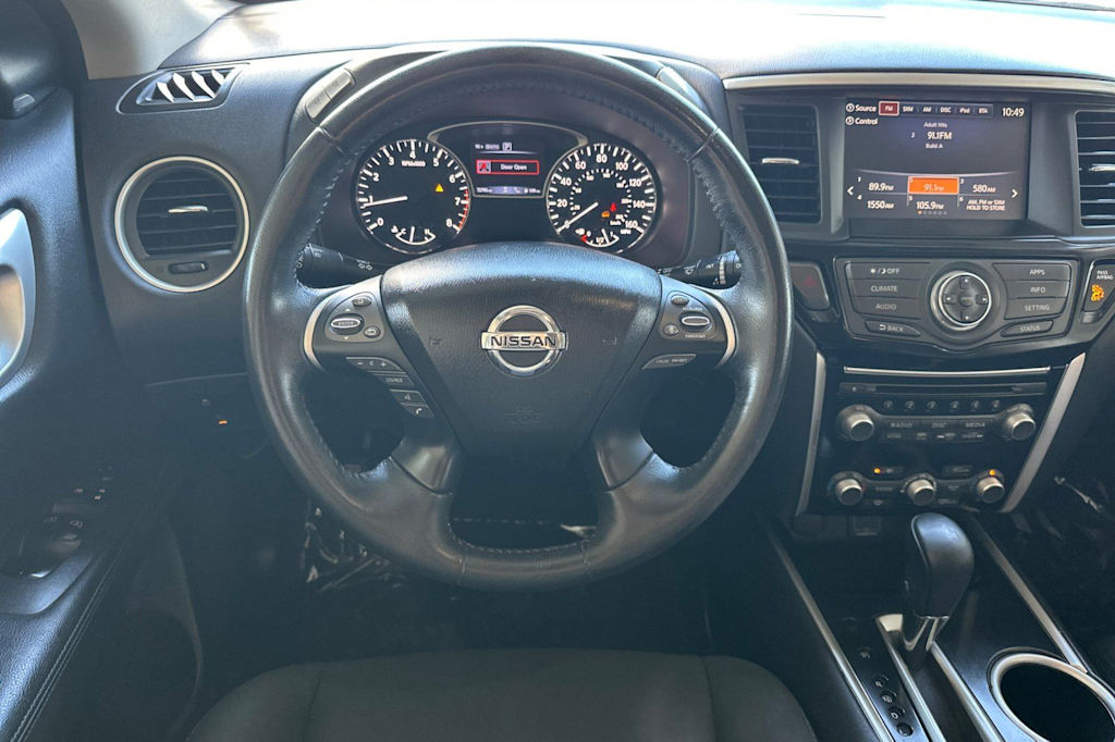 Thumbnail: 2019 Nissan Pathfinder - 12