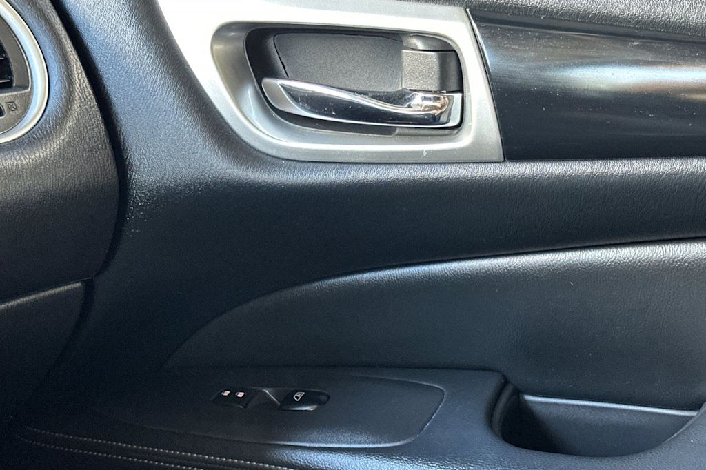 Thumbnail: 2019 Nissan Pathfinder - 27