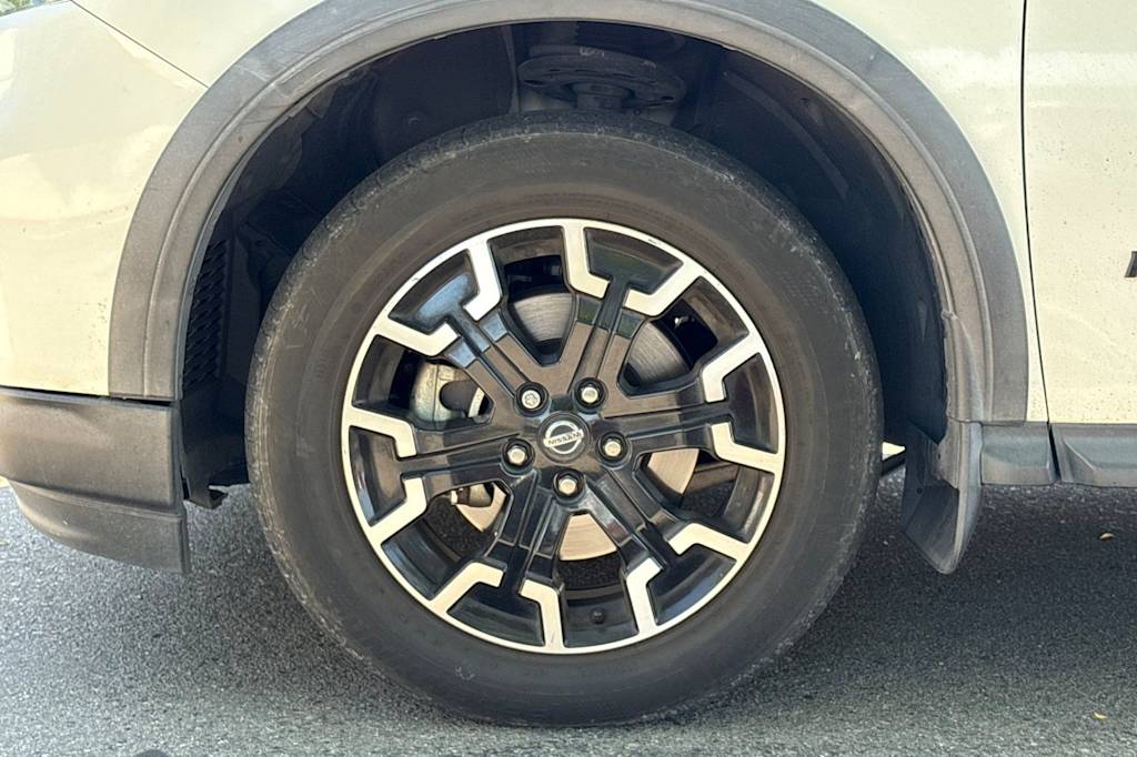 Thumbnail: 2019 Nissan Pathfinder - 8