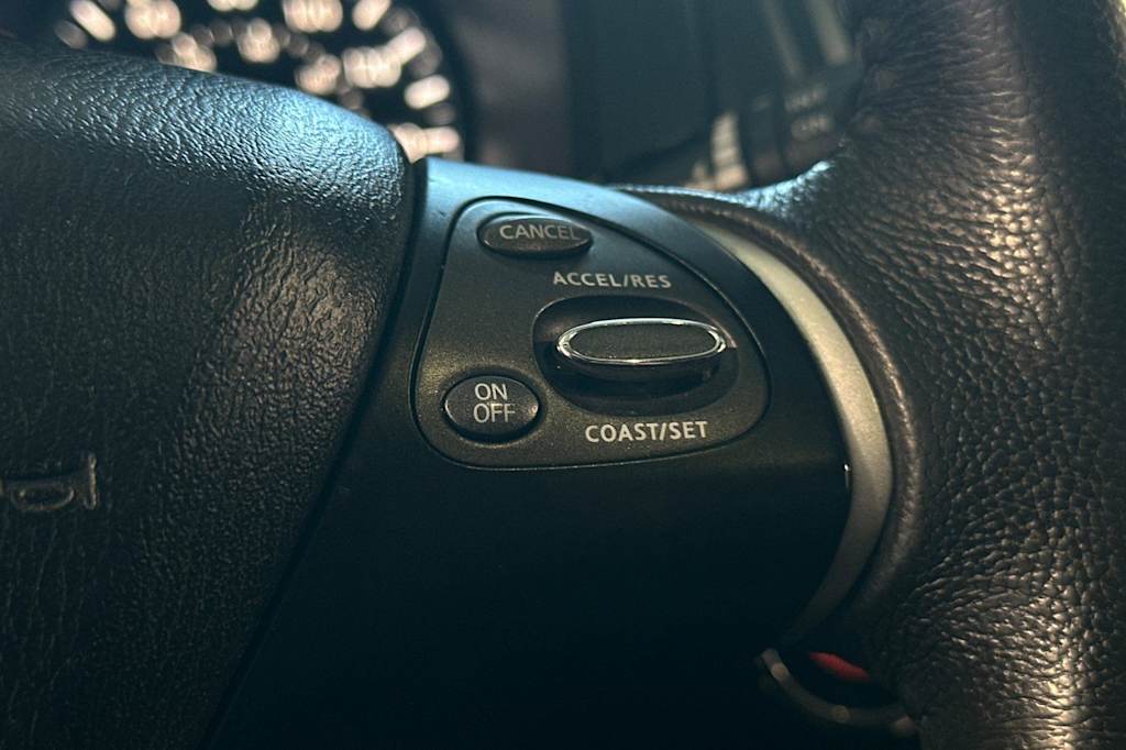 Thumbnail: 2017 Nissan Pathfinder - 30