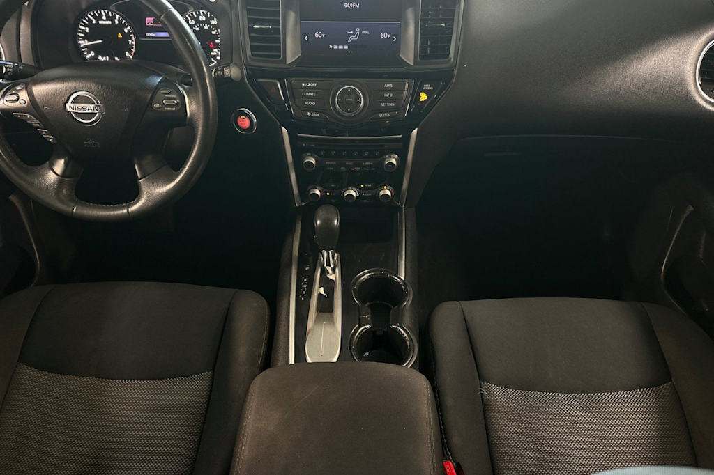 Thumbnail: 2017 Nissan Pathfinder - 2