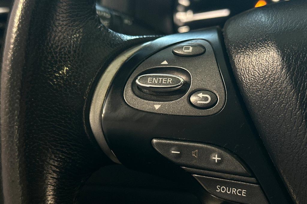 Thumbnail: 2017 Nissan Pathfinder - 31