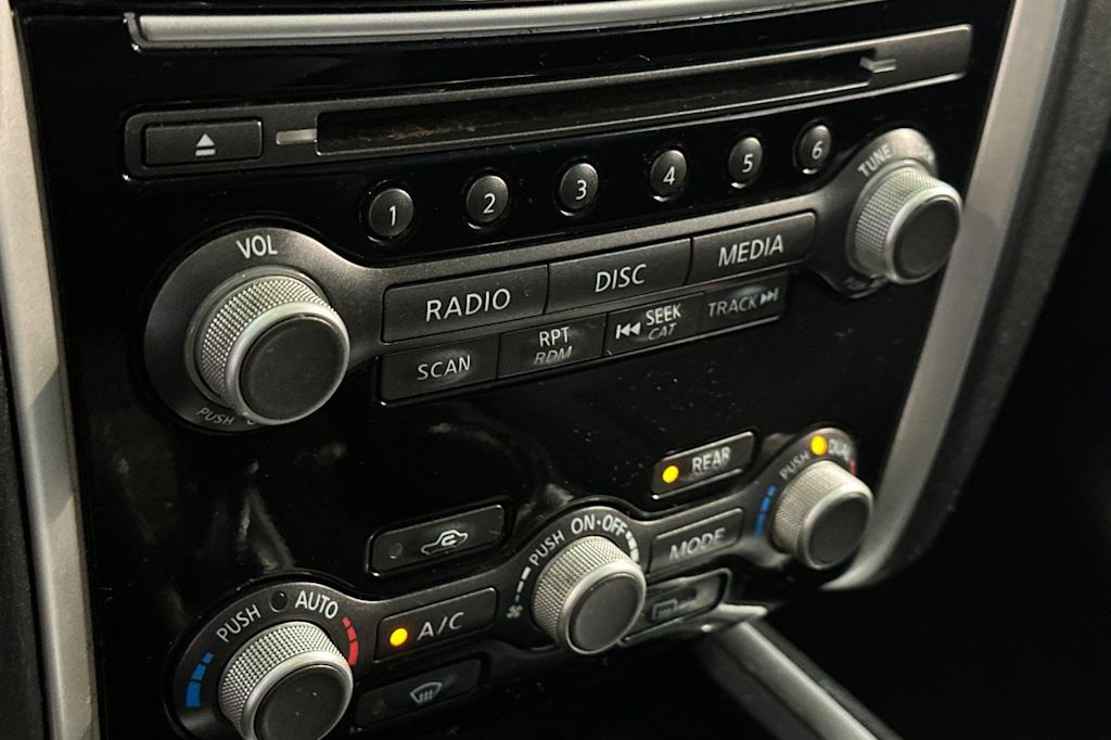 Thumbnail: 2017 Nissan Pathfinder - 26