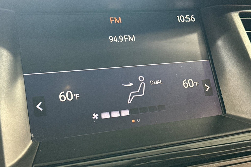 Thumbnail: 2017 Nissan Pathfinder - 13