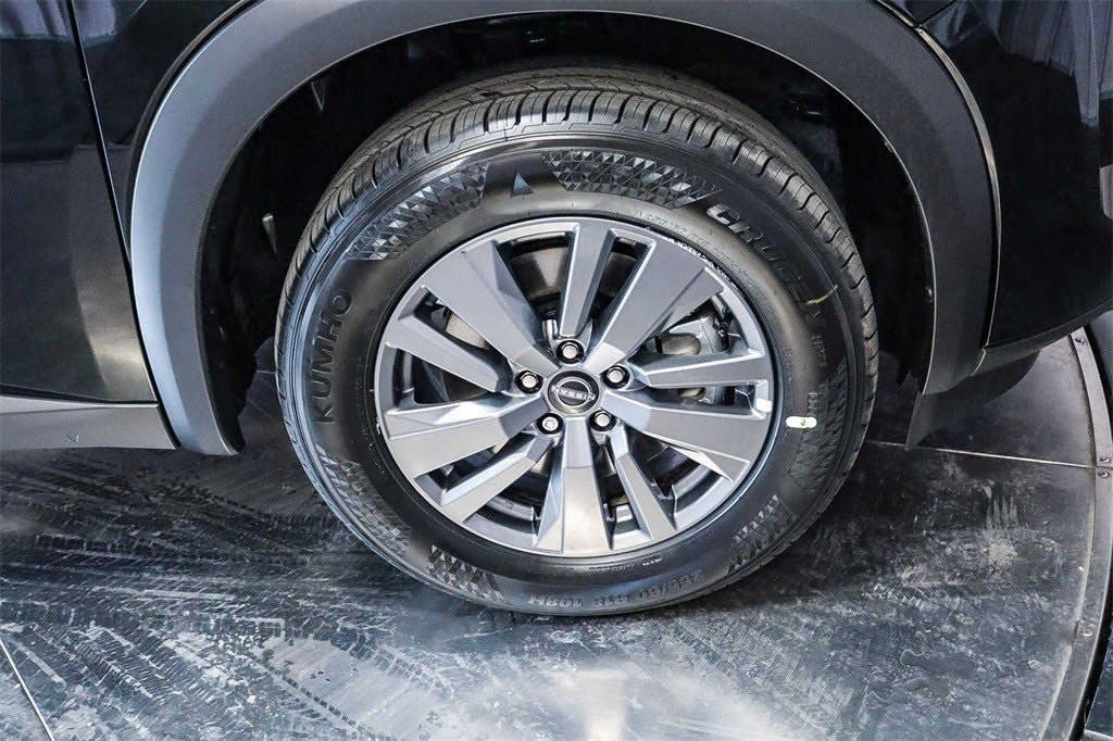 Thumbnail: 2025 Nissan Pathfinder - 5