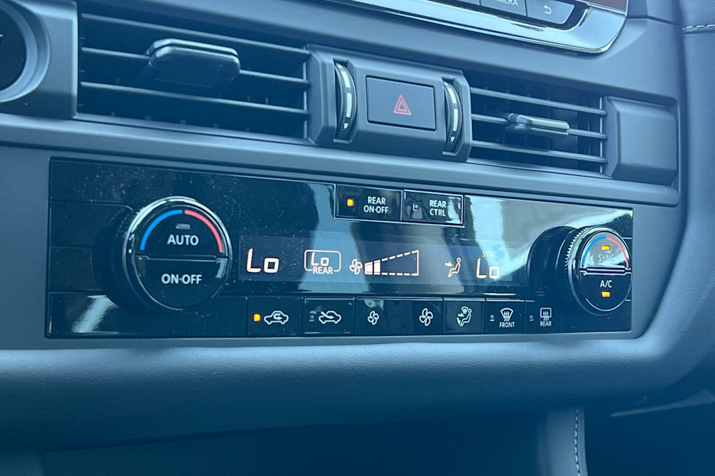 Thumbnail: 2025 Nissan Pathfinder - 28