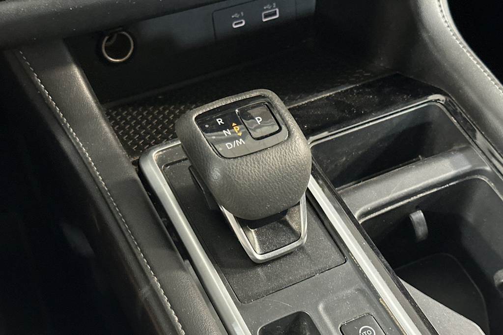 Thumbnail: 2024 Nissan Pathfinder - 16