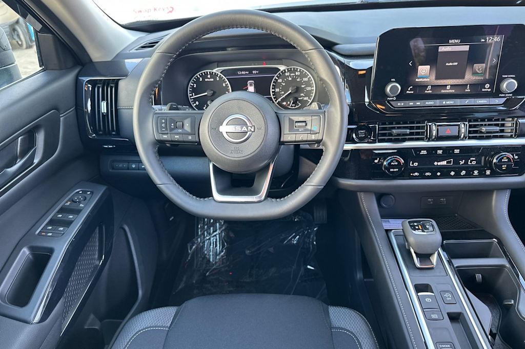 Thumbnail: 2025 Nissan Pathfinder - 11