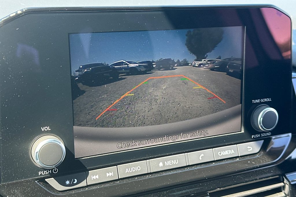 Thumbnail: 2025 Nissan Pathfinder - 25