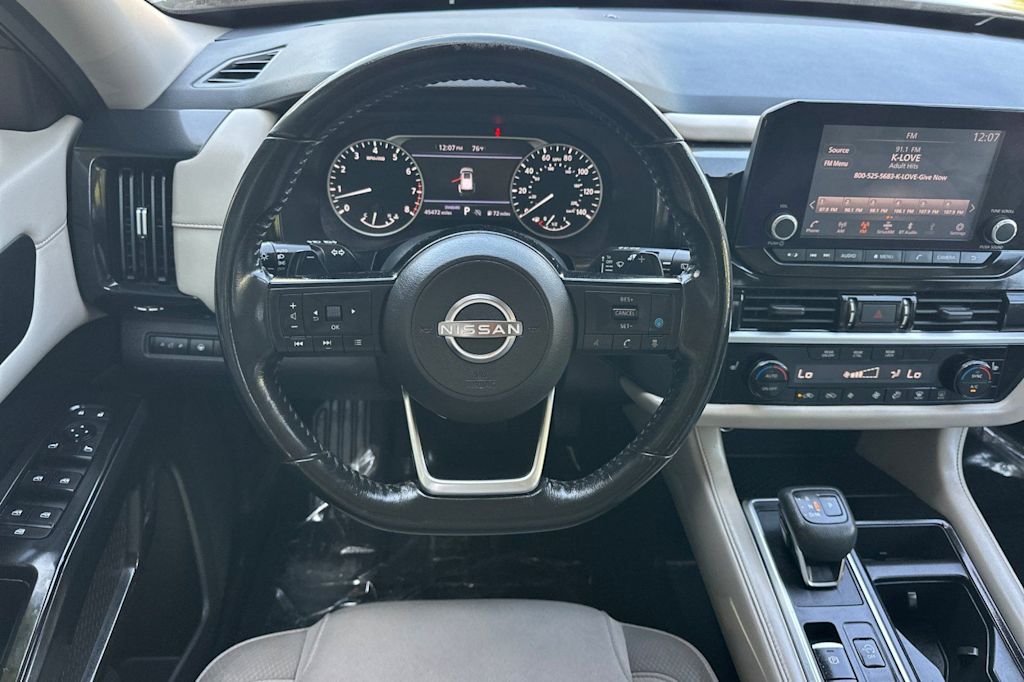 Thumbnail: 2022 Nissan Pathfinder - 12