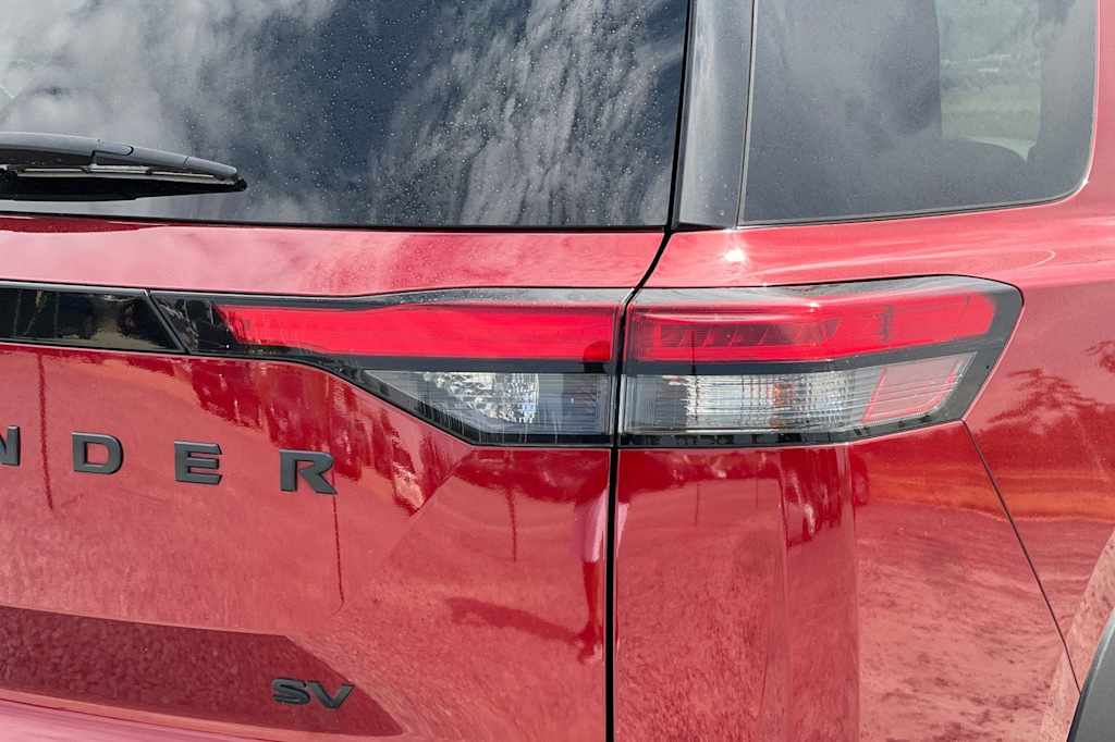 Thumbnail: 2024 Nissan Pathfinder - 37