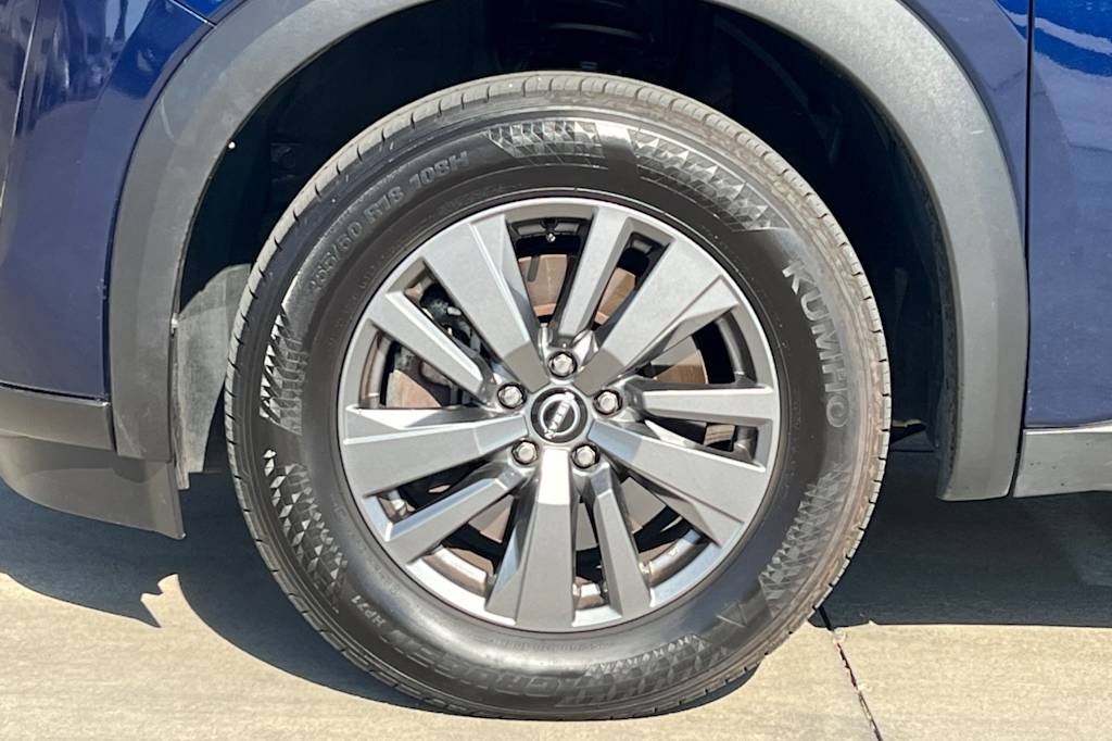 Thumbnail: 2025 Nissan Pathfinder - 8