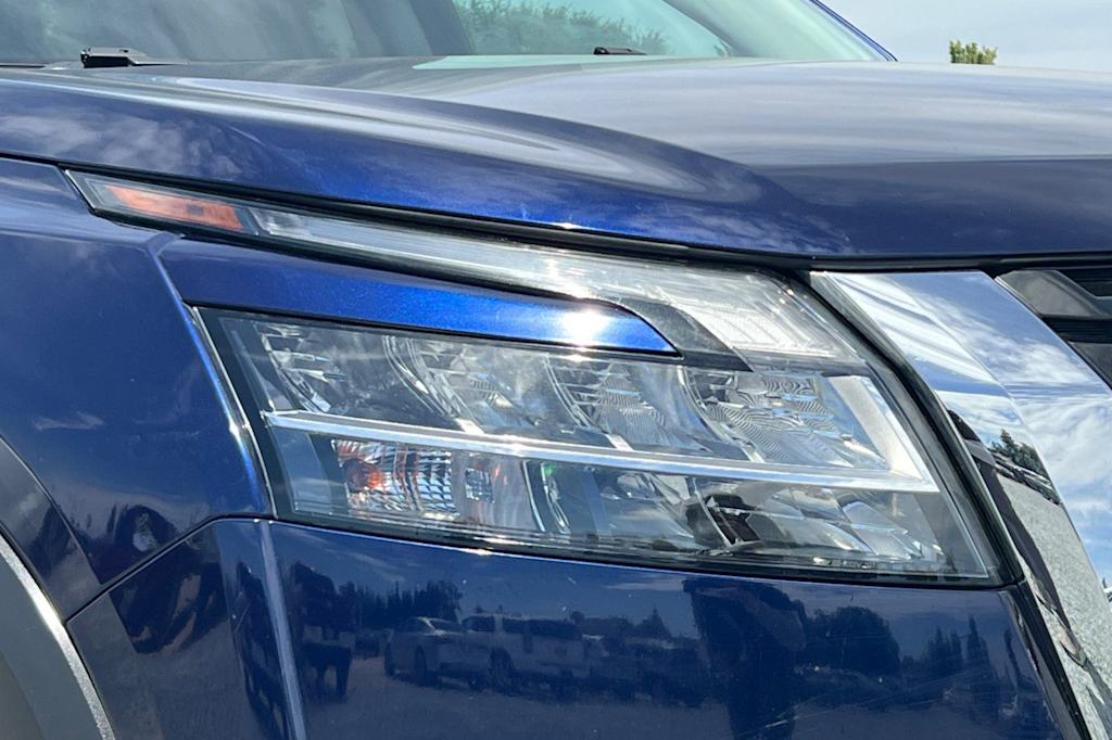 Thumbnail: 2022 Nissan Pathfinder - 37