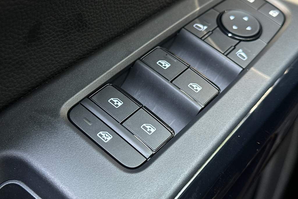 Thumbnail: 2025 Nissan Pathfinder - 21