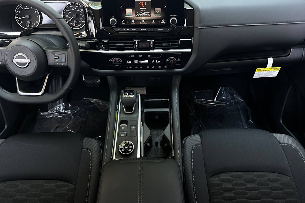 Thumbnail: 2025 Nissan Pathfinder - 2