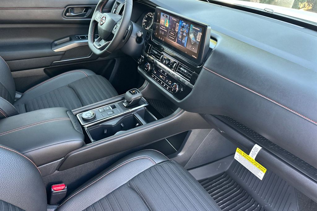 Thumbnail: 2026 Nissan Pathfinder - 12