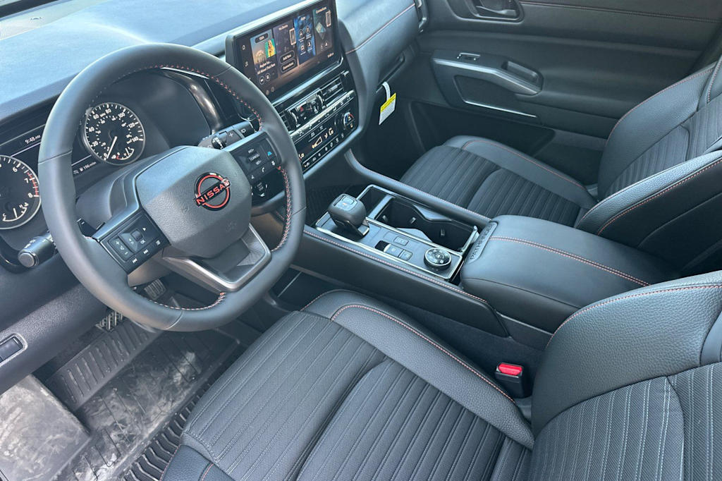 Thumbnail: 2026 Nissan Pathfinder - 8