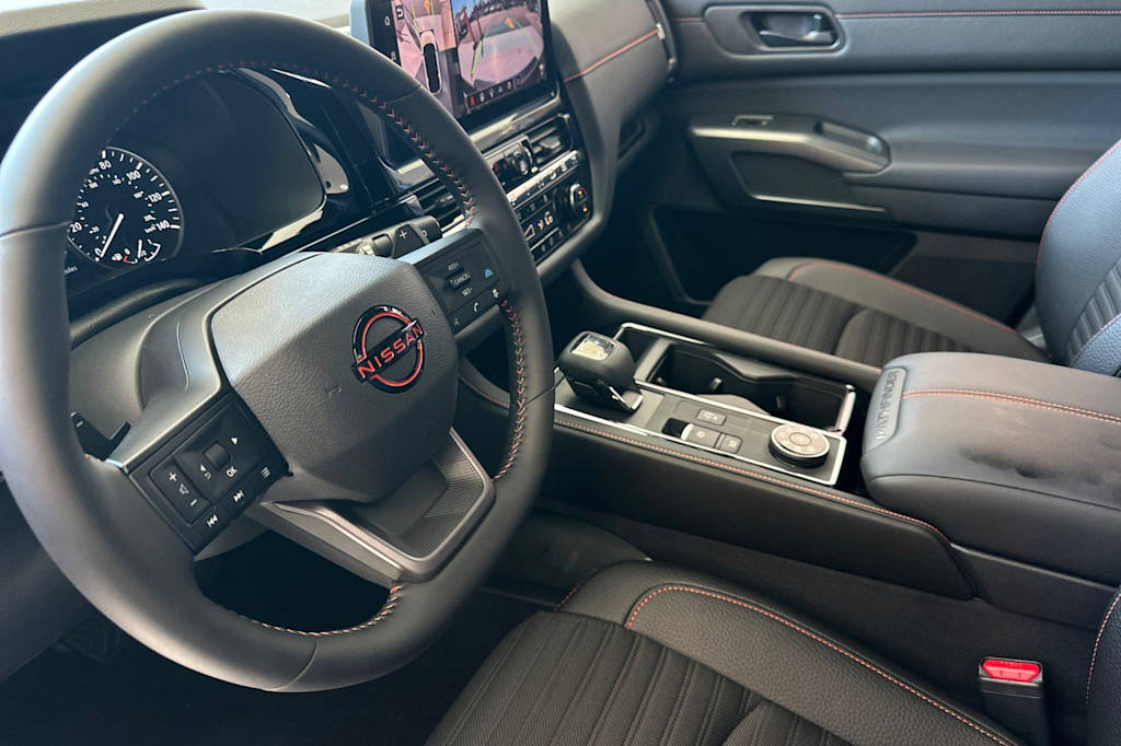 Thumbnail: 2026 Nissan Pathfinder - 9