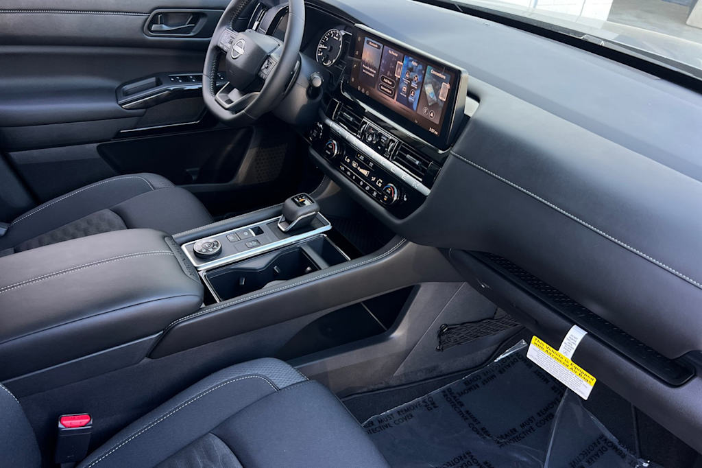 Thumbnail: 2026 Nissan Pathfinder - 13