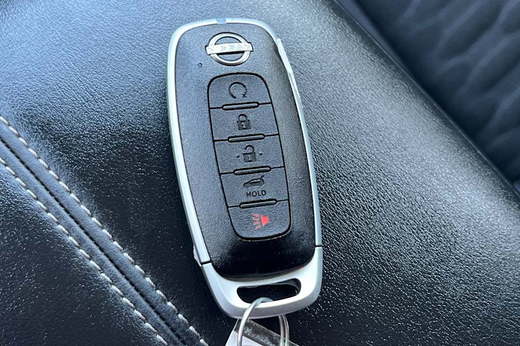 Thumbnail: 2026 Nissan Pathfinder - 16