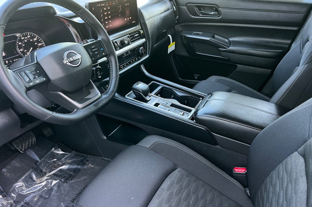 Thumbnail: 2026 Nissan Pathfinder - 9