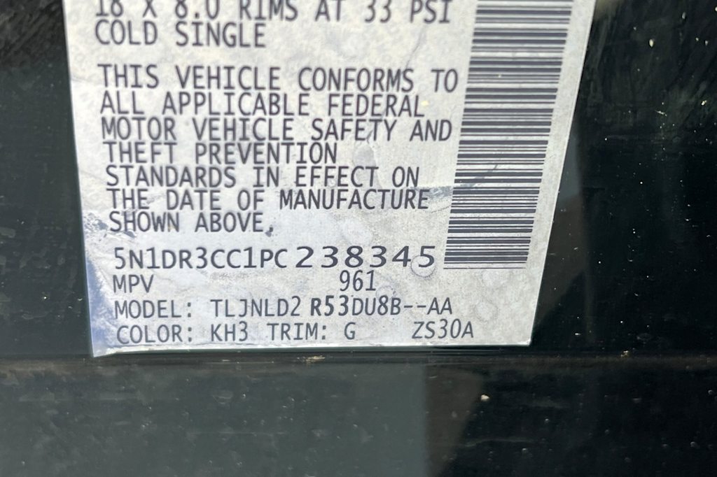 Thumbnail: 2023 Nissan Pathfinder - 18