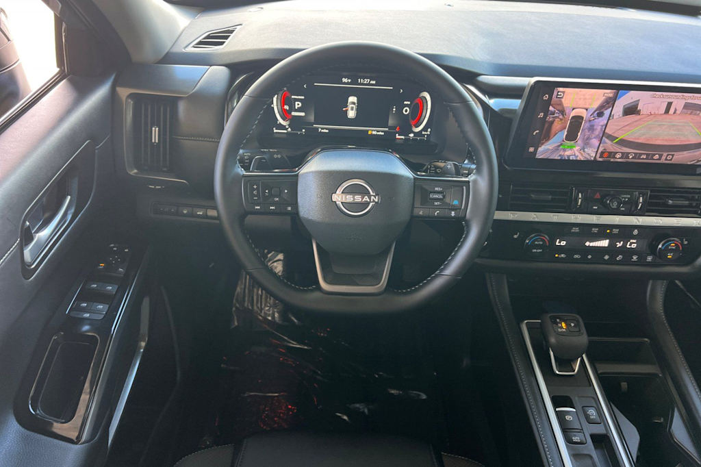Thumbnail: 2026 Nissan Pathfinder - 12