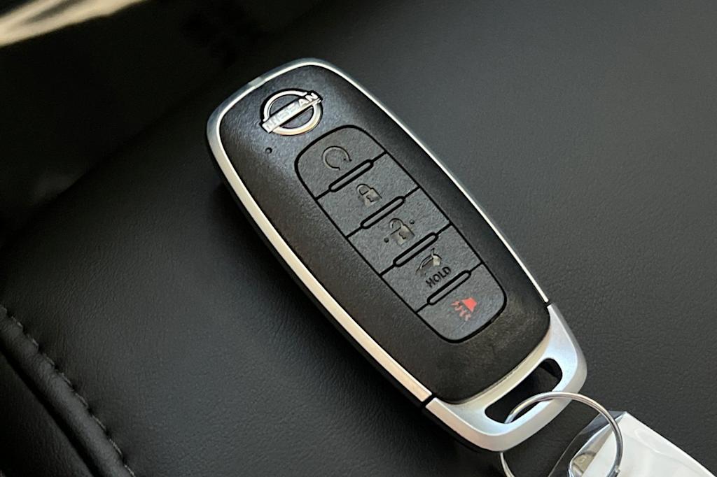 Thumbnail: 2026 Nissan Pathfinder - 16