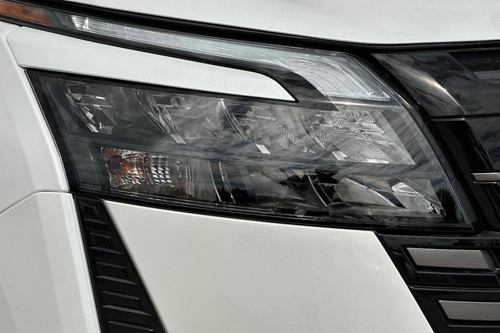 Thumbnail: 2026 Nissan Pathfinder - 34