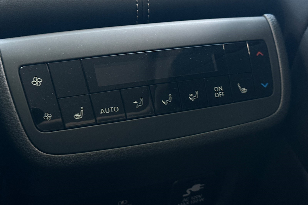 Thumbnail: 2025 Nissan Pathfinder - 21