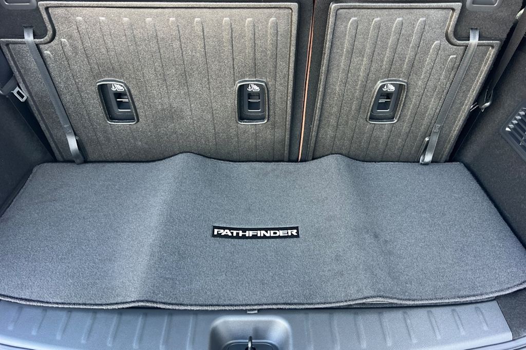 Thumbnail: 2026 Nissan Pathfinder - 16