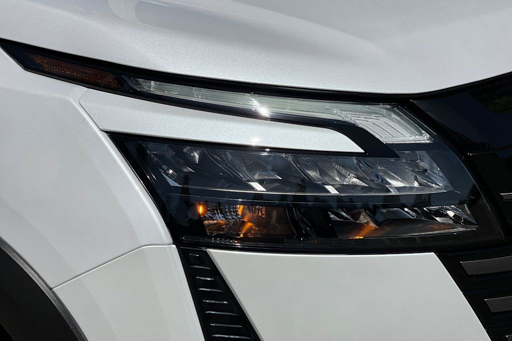 Thumbnail: 2026 Nissan Pathfinder - 33