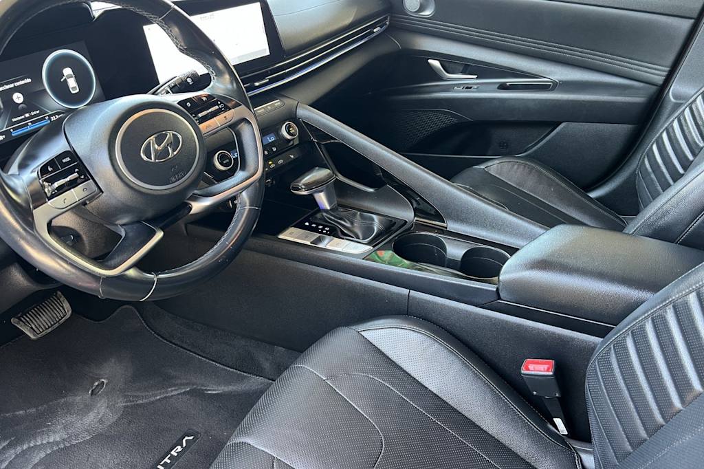 Thumbnail: 2021 Hyundai Elantra - 9