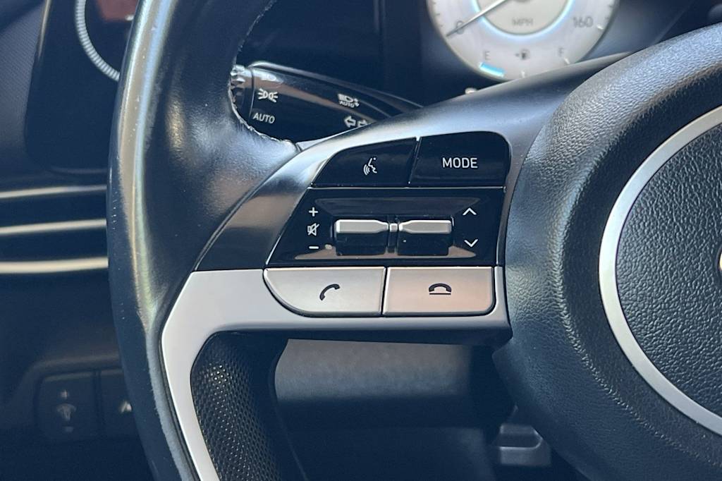 Thumbnail: 2021 Hyundai Elantra - 32