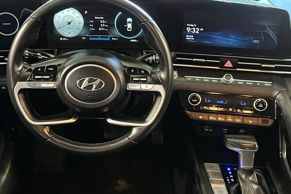 Thumbnail: 2023 Hyundai Elantra - 12