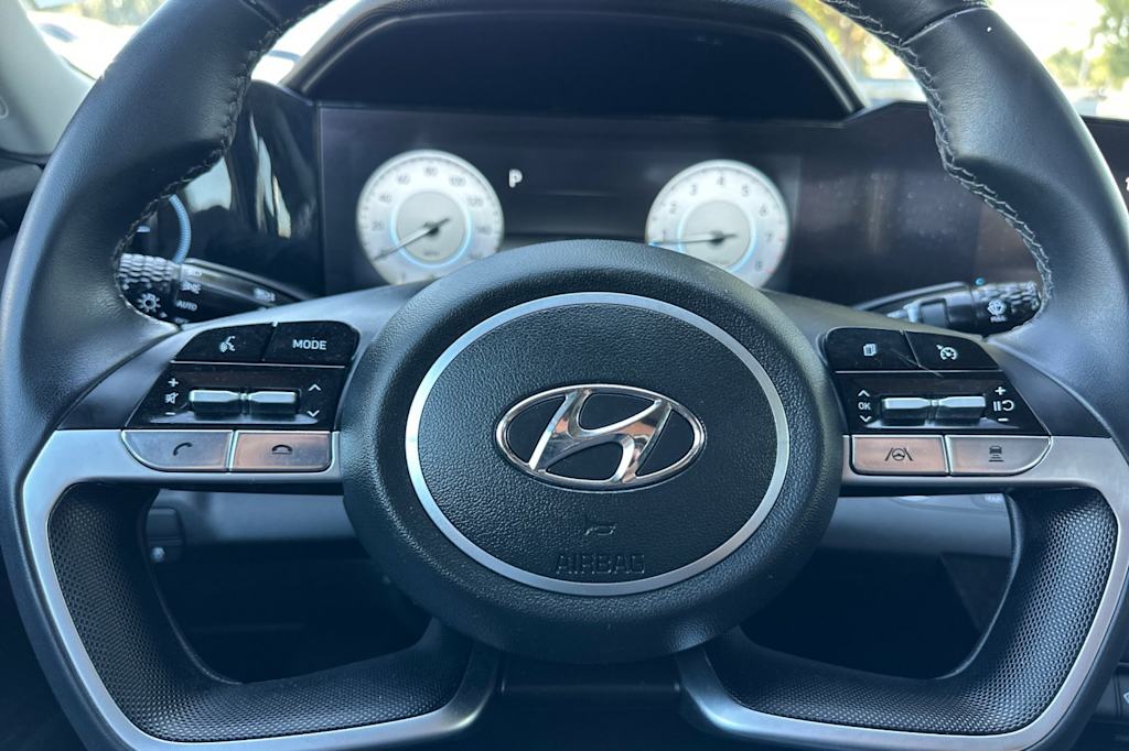 Thumbnail: 2023 Hyundai Elantra - 28